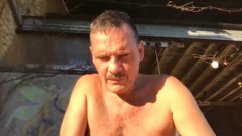 Alex Dixon online show from February 4, 2025, 3:26 pm