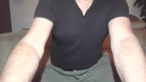 Snapshot of sole73 chatting on November 20, 2025, 9:25 pm Sole Obedient online show from November 20, 2025, 9:25 pm