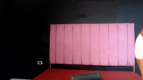 Snapshot of solecito_hotr chatting on September 28, 2025, 12:21 pm solecito_hotr online show from September 28, 2025, 12:21 pm