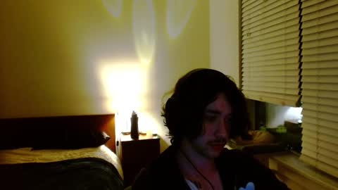 Solis3 online show from December 21, 2025, 3:02 am