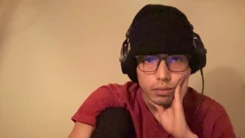 Snapshot of solmonier chatting on December 16, 2025, 8:25 pm solmonier online show from December 16, 2025, 8:25 pm