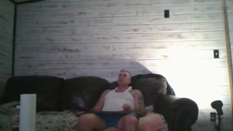 Snapshot of solodolo2020 chatting on December 15, 2024, 5:02 am I love watching beautiful women play with themselves online show from December 15, 2024, 5:02 am