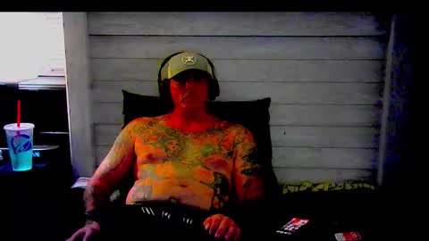 Snapshot of solodolo2020 chatting on March 7, 2026, 4:09 am I love watching beautiful women play with themselves online show from March 7, 2026, 4:09 am