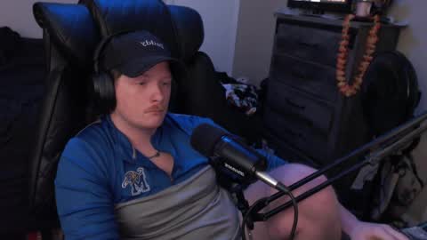 Lover Boi online show from April 1, 2026, 2:01 am