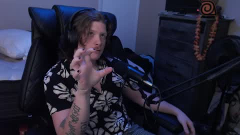 Lover Boi online show from April 8, 2026, 2:11 am