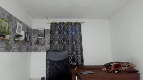 Snapshot of son_hades chatting on December 20, 2025, 8:05 pm son_hades online show from December 20, 2025, 8:05 pm