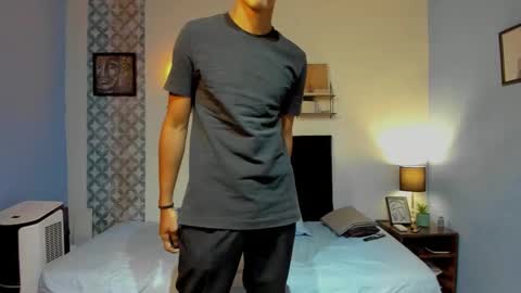 Snapshot of son_hades chatting on January 18, 2026, 8:34 pm son_hades online show from January 18, 2026, 8:34 pm