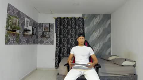 son_hades online show from March 29, 2026, 3:50 am