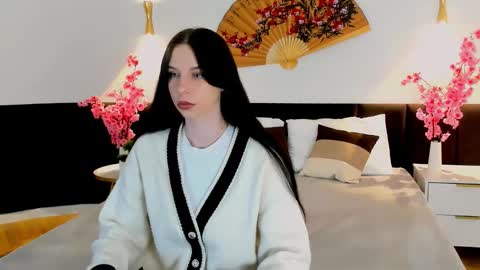 Snapshot of sonataray chatting on March 1, 2026, 2:41 pm Catherine online show from March 1, 2026, 2:41 pm