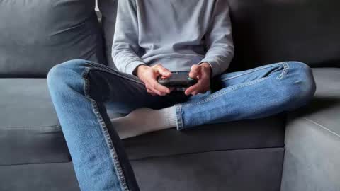 Sondages online show from December 15, 2025, 11:47 am