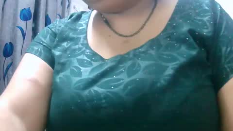 Snapshot of soni88888 chatting on December 28, 2024, 4:19 am soni88888 online show from December 28, 2024, 4:19 am