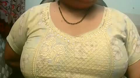 Snapshot of soni88888 chatting on February 5, 2025, 2:37 pm soni88888 online show from February 5, 2025, 2:37 pm