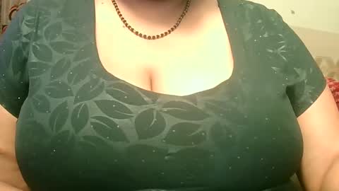 Snapshot of soni88888 chatting on February 11, 2025, 9:42 am soni88888 online show from February 11, 2025, 9:42 am