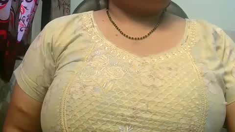 Snapshot of soni88888 chatting on February 13, 2025, 4:22 am soni88888 online show from February 13, 2025, 4:22 am