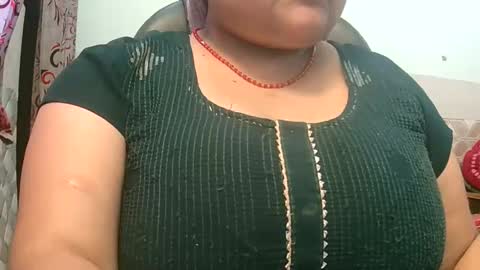 Snapshot of soni88888 chatting on February 15, 2025, 10:55 am soni88888 online show from February 15, 2025, 10:55 am