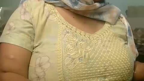 Snapshot of soni88888 chatting on March 9, 2025, 7:56 am soni88888 online show from March 9, 2025, 7:56 am