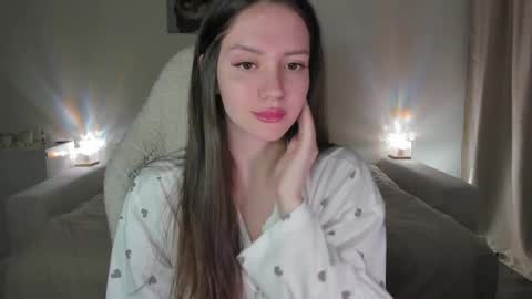 Snapshot of sonia_moon_ chatting on October 7, 2025, 2:31 am sonia_moon_ online show from October 7, 2025, 2:31 am