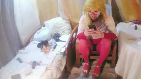 Snapshot of soniahiddencd chatting on February 1, 2026, 11:36 pm SoniaHiddenCD online show from February 1, 2026, 11:36 pm