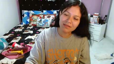 Snapshot of sonialatin69 chatting on December 16, 2024, 4:27 pm sonialatin69 online show from December 16, 2024, 4:27 pm