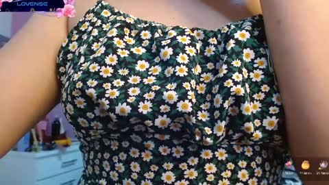 Snapshot of sonialatin69 chatting on January 15, 2025, 7:01 pm sonialatin69 online show from January 15, 2025, 7:01 pm