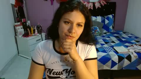 Snapshot of sonialatin69 chatting on February 13, 2025, 9:06 pm sonialatin69 online show from February 13, 2025, 9:06 pm