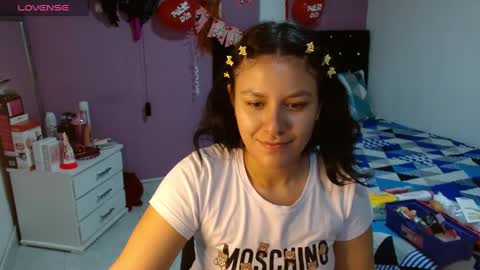 Snapshot of sonialatin69 chatting on February 17, 2025, 12:16 pm sonialatin69 online show from February 17, 2025, 12:16 pm