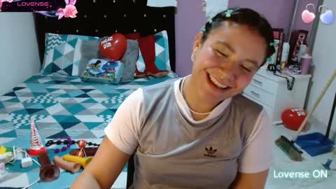 Snapshot of sonialatin69 chatting on February 21, 2025, 10:04 pm sonialatin69 online show from February 21, 2025, 10:04 pm