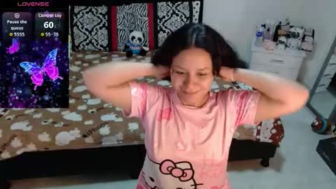 sonialatin69 online show from February 6, 2026, 12:19 pm