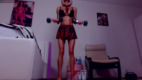 Snapshot of sonjanextray chatting on October 25, 2025, 8:55 am Sonja Ray online show from October 25, 2025, 8:55 am