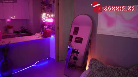 Snapshot of sonnie_mami chatting on December 22, 2025, 1:30 pm Sonnie online show from December 22, 2025, 1:30 pm