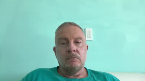 Snapshot of sonnydonut chatting on February 9, 2025, 8:24 pm Max Banana online show from February 9, 2025, 8:24 pm