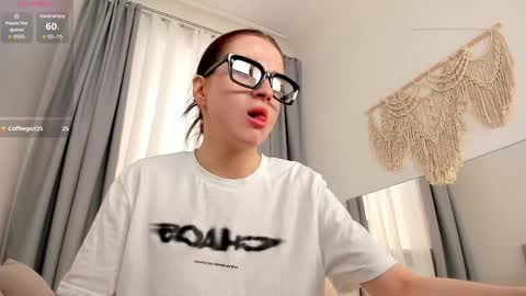 Sonya online show from May 12, 2026, 5:59 am
