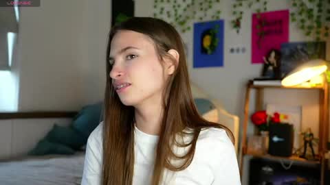 Snapshot of sonyaericsson chatting on April 15, 2026, 8:43 am Eva 3 online show from April 15, 2026, 8:43 am