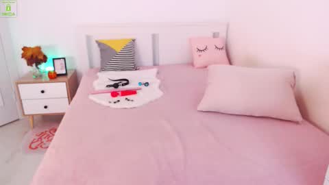 Sonya Lime online show from October 29, 2025, 7:43 am