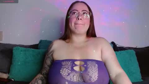 soofy online show from December 3, 2025, 3:47 am