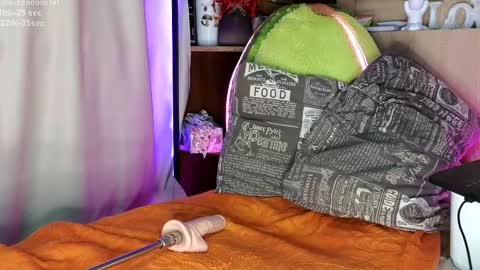 Snapshot of sop_hie chatting on February 27, 2025, 12:56 pm sop_hie online show from February 27, 2025, 12:56 pm