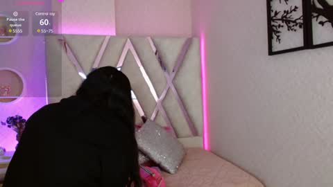 Snapshot of sophi_gray chatting on January 28, 2025, 11:06 am Shophi online show from January 28, 2025, 11:06 am