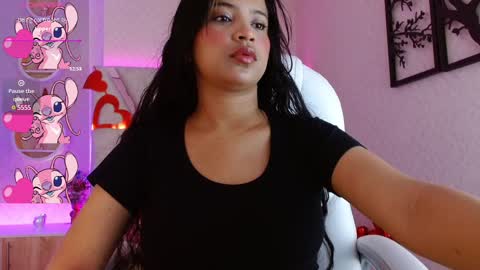 Snapshot of sophi_gray chatting on February 27, 2025, 11:41 am Shophi online show from February 27, 2025, 11:41 am