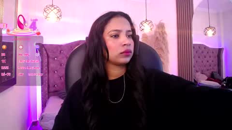Snapshot of sophi_gray chatting on December 14, 2025, 12:21 pm Shophi online show from December 14, 2025, 12:21 pm