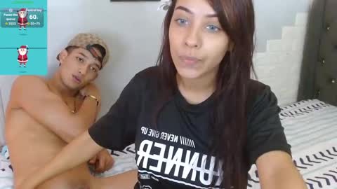 Snapshot of sophi_joshxxx chatting on November 3, 2025, 9:48 pm sophia and josh online show from November 3, 2025, 9:48 pm