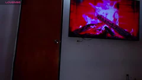 Snapshot of sophia24cm chatting on October 22, 2025, 1:00 pm Sophia online show from October 22, 2025, 1:00 pm