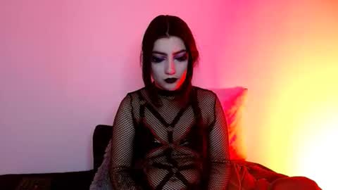 sophia hottie online show from November 20, 2025, 6:51 pm