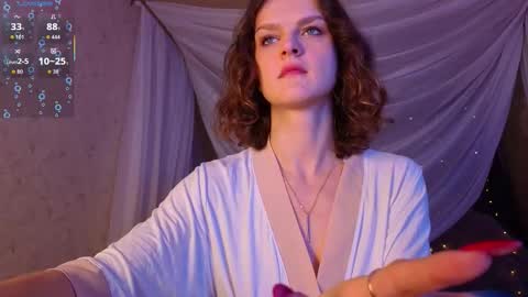 Sophia online show from November 21, 2025, 1:37 am