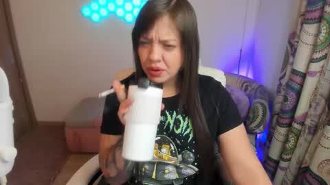 Snapshot of sophia_grants chatting on November 20, 2025, 6:02 am sophia_grants online show from November 20, 2025, 6:02 am