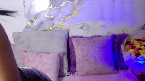 sophia online show from August 6, 2026, 4:03 am