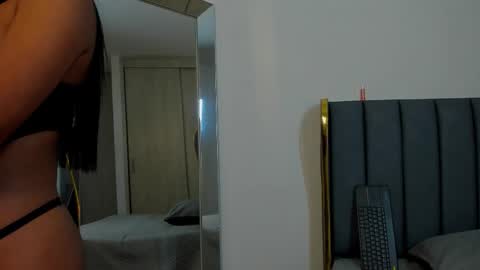 Snapshot of sophia_owens_2 chatting on January 16, 2026, 2:37 am sophia_owens_2 online show from January 16, 2026, 2:37 am