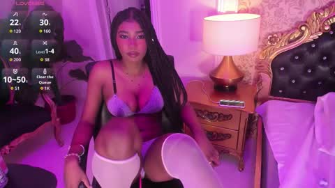 Sophie online show from November 16, 2025, 4:18 am