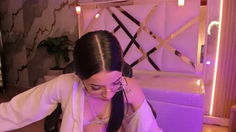 Snapshot of sophiadoll_tf chatting on December 3, 2025, 8:29 pm sophiadoll_tf online show from December 3, 2025, 8:29 pm