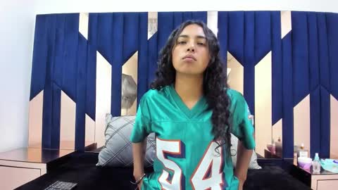 Snapshot of sophialuxee chatting on January 13, 2026, 1:49 pm Sophia online show from January 13, 2026, 1:49 pm