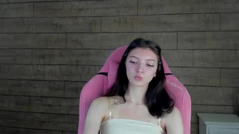 Snapshot of sophiaprove chatting on November 7, 2025, 5:57 pm SophiaProve online show from November 7, 2025, 5:57 pm